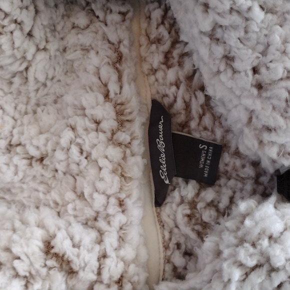Eddie Bauer Sherpa jacket . - Picture 2 of 8